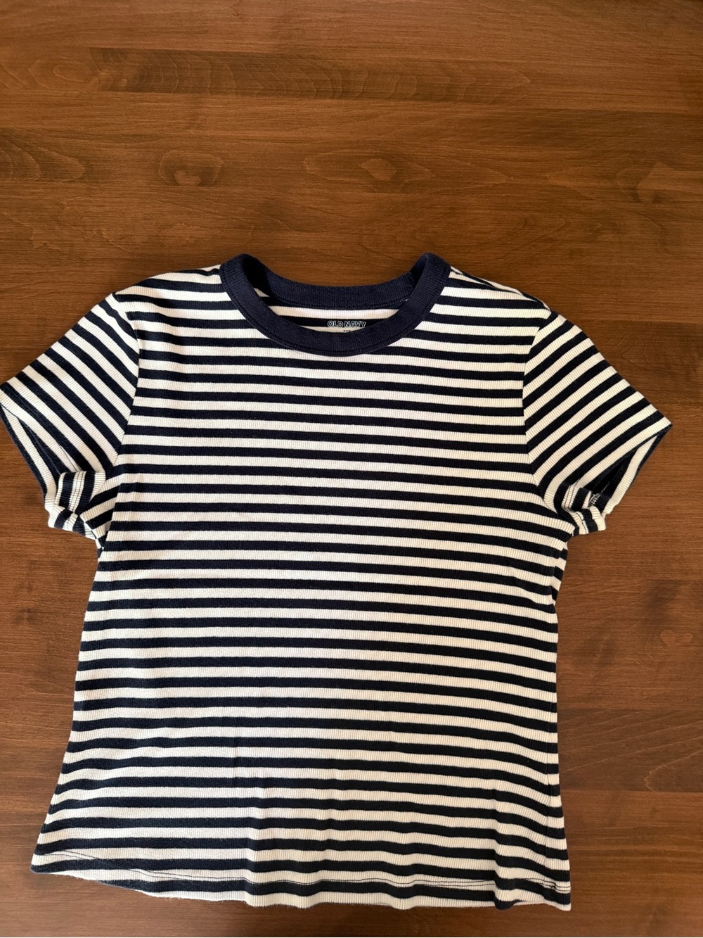 Old Navy Snug Crop Tee 3 Pack - Picture 2 of 5